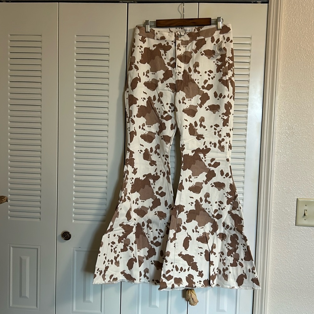 Cowprint Peach Love Denim from Buckle